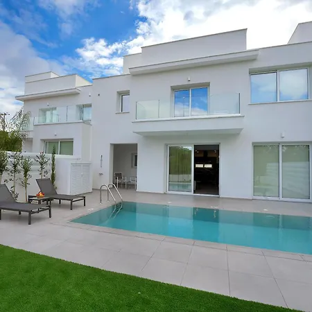 Sun And Moon Luxury Villa *