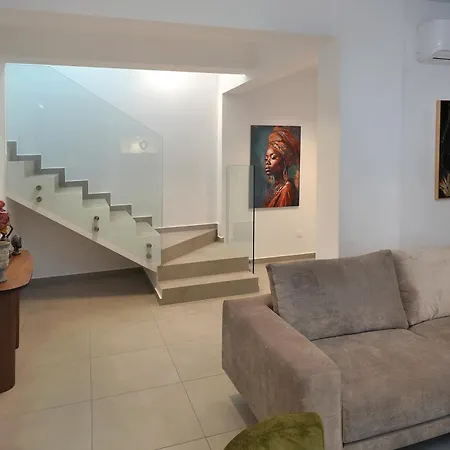 Sun And Moon Luxury Villa