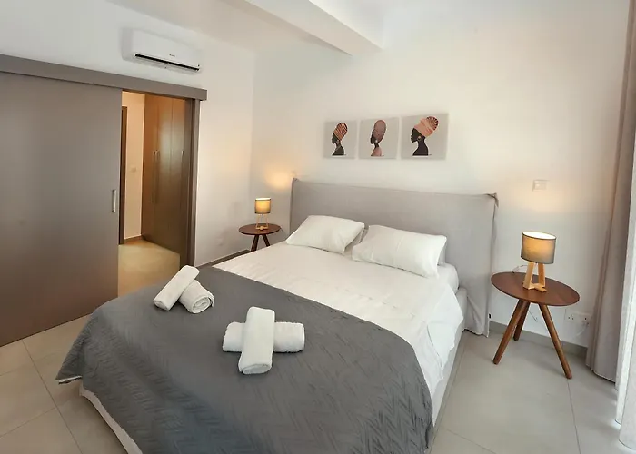 Sun And Moon Luxury *