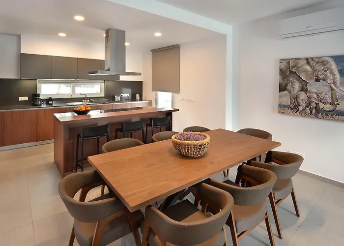 Sun And Moon Luxury Villa *