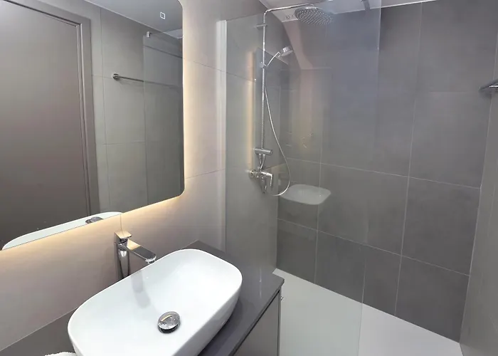 Sun And Moon Luxury Ayía Nápa