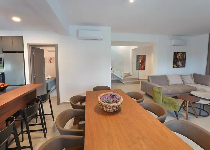 Sun And Moon Luxury Ayía Nápa