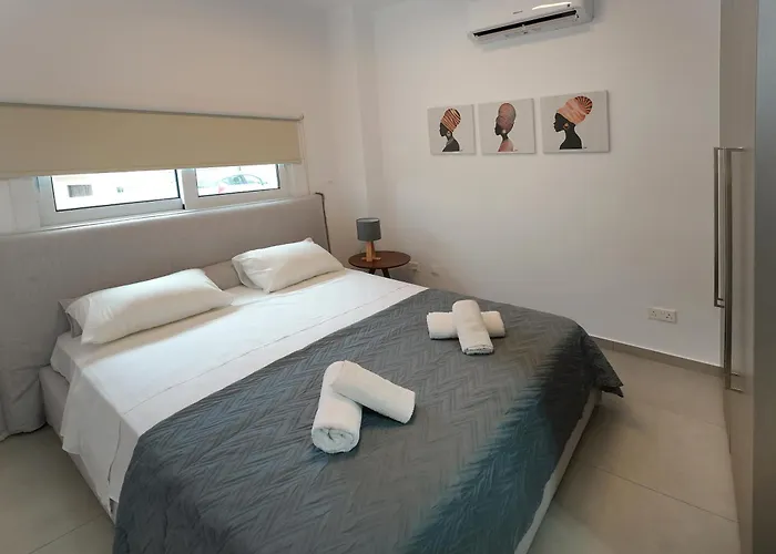 Sun And Moon Luxury * Ayía Nápa