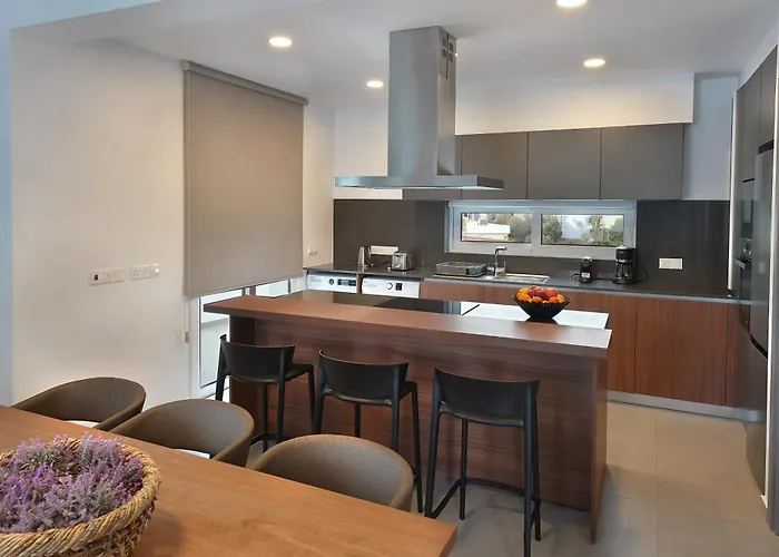 Sun And Moon Luxury * Ayía Nápa