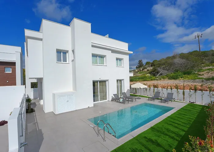 Sun And Moon Luxury * Ayía Nápa