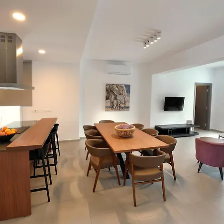 Sun And Moon Luxury Villa *