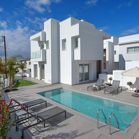 Sun And Moon Luxury Villa *